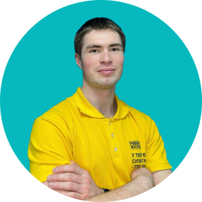 Эрик - КИБЕРшкола программирования для детей, компьютерные курсы для школьников, начинающих и подростков - KIBERone г. Нагатино-Садовники